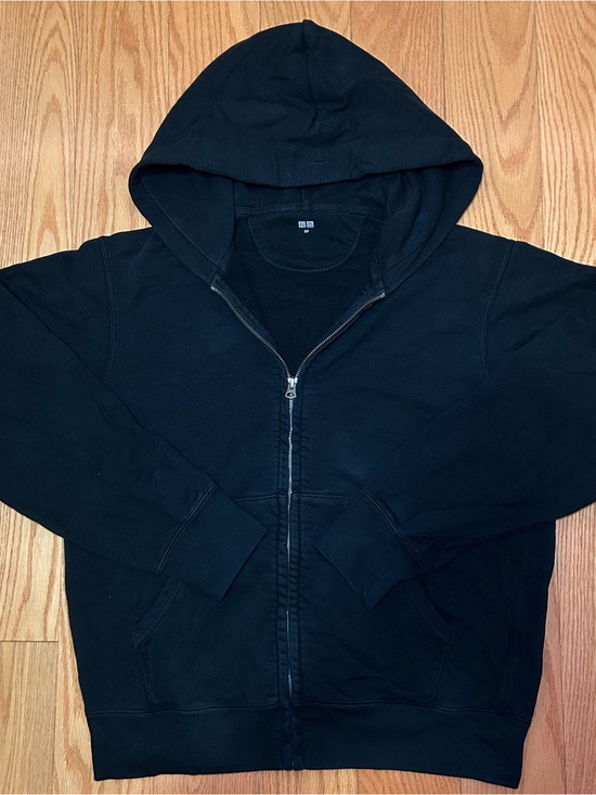 Uniqlo Other - Classic Black Full-Zip Hoodie - Uniqlo